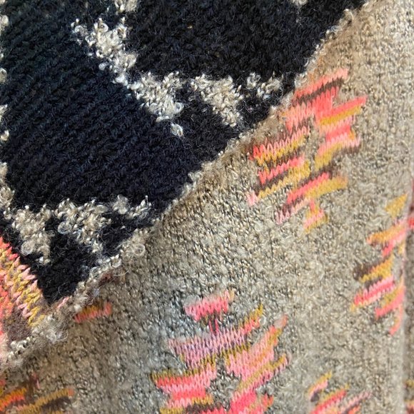 🖤🧡 Cute warm oversized Southwest Cardigan - Picture 4 of 6